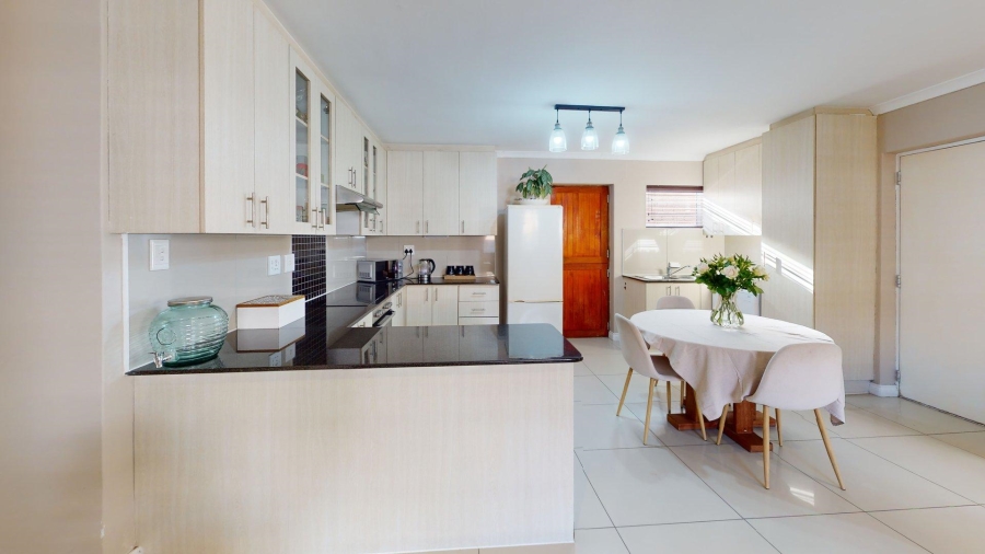 3 Bedroom Property for Sale in Pinelands Eastern Cape